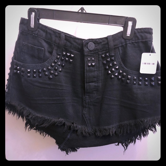 one teaspoon black skirt